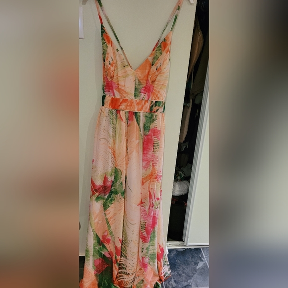 Venus Maxi Dress Size 8 - Picture 7 of 7